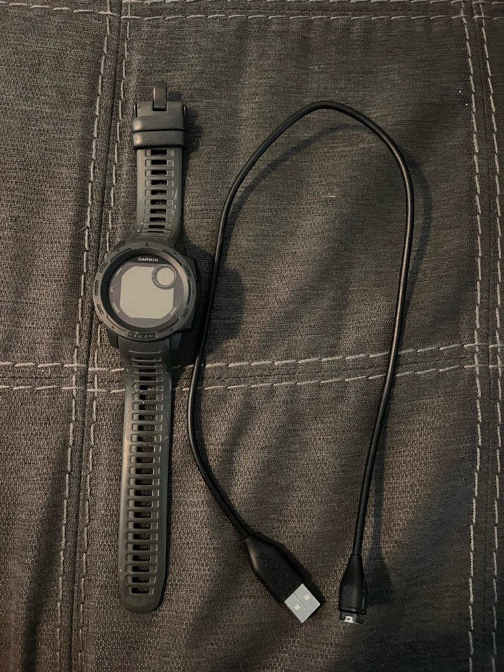 garmin Black GPS Sports Watch with Charging Cable